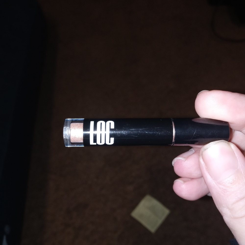 LOC Liquid Shimmer Shadow